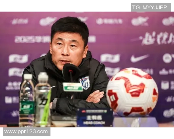 李国旭宣布大连英博新外援即将加盟前法甲球员欧塞尔助阵球队 李国旭宣布大连英博新外援即将加盟前法甲球员欧塞尔助阵球队